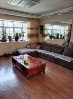 (罗平城区)安心商业广场4室2厅2卫59.6万140m²出售
