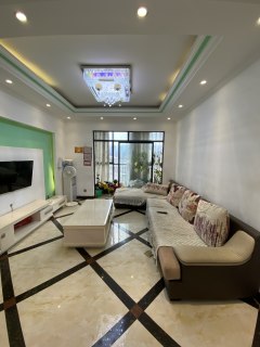 龙门新景，87.6㎡，2室2厅1卫2阳台，精装，售价44.6万
