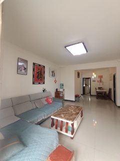 (罗平城区)金色春晓3室2厅2卫1000元/月133m²出租