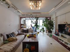(罗平城区)安兴润城4室2厅2卫1000元/月127.74m²出租