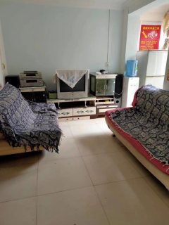 铁路小区，简装60㎡，2室1厅1卫，4560元/年